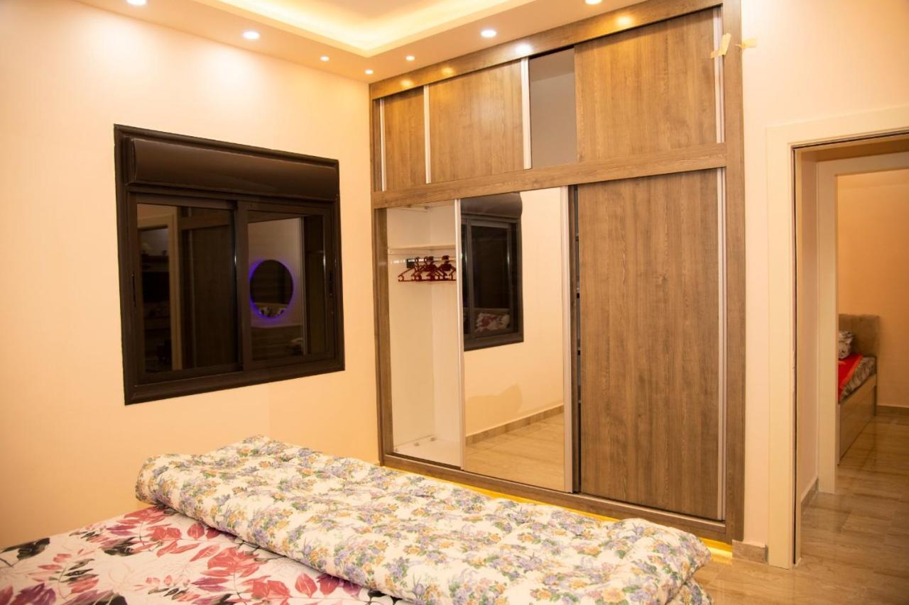 Lotus Housing For Furnished Apartments Jarash Bagian luar foto