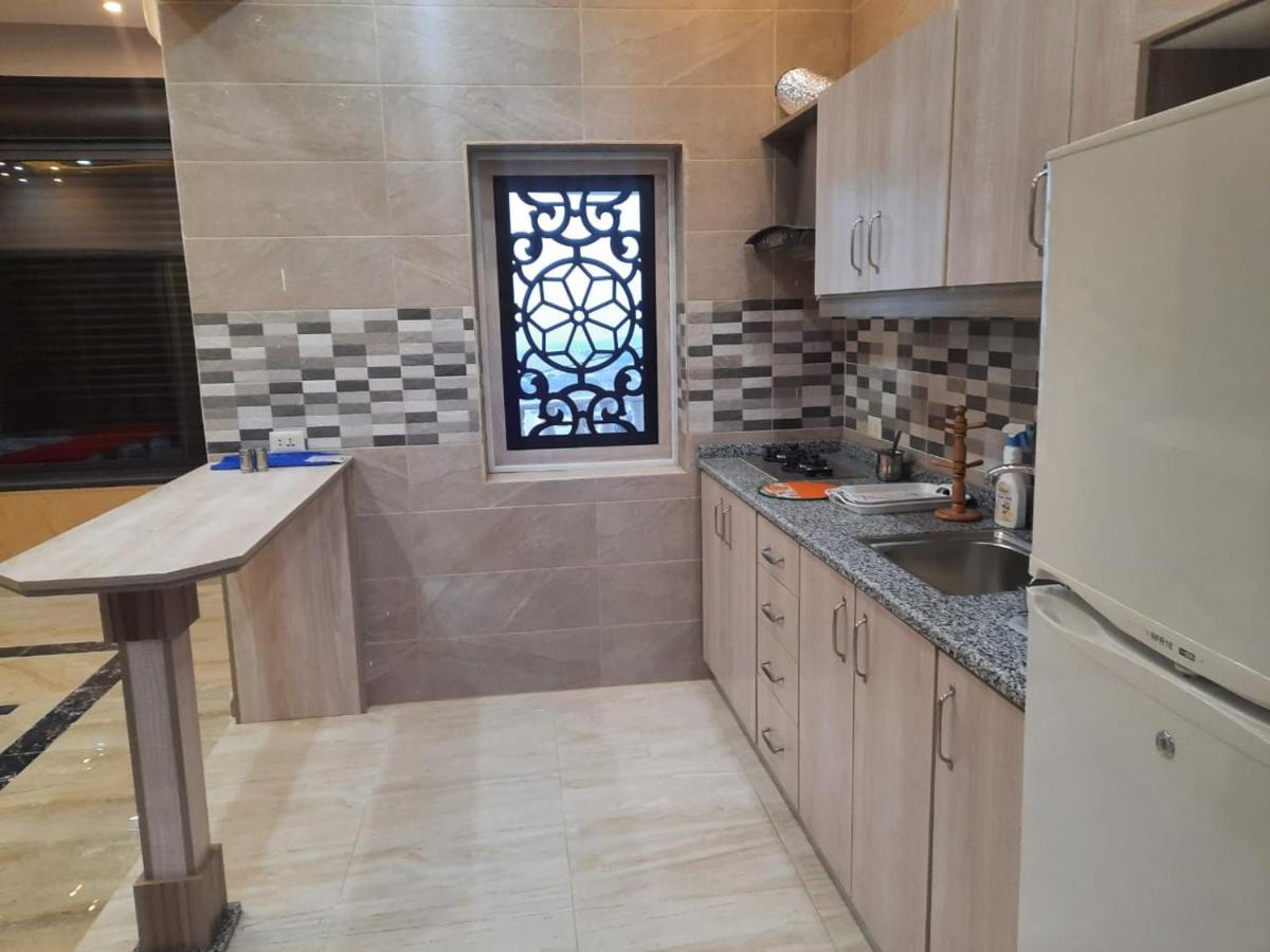 Lotus Housing For Furnished Apartments Jarash Bagian luar foto