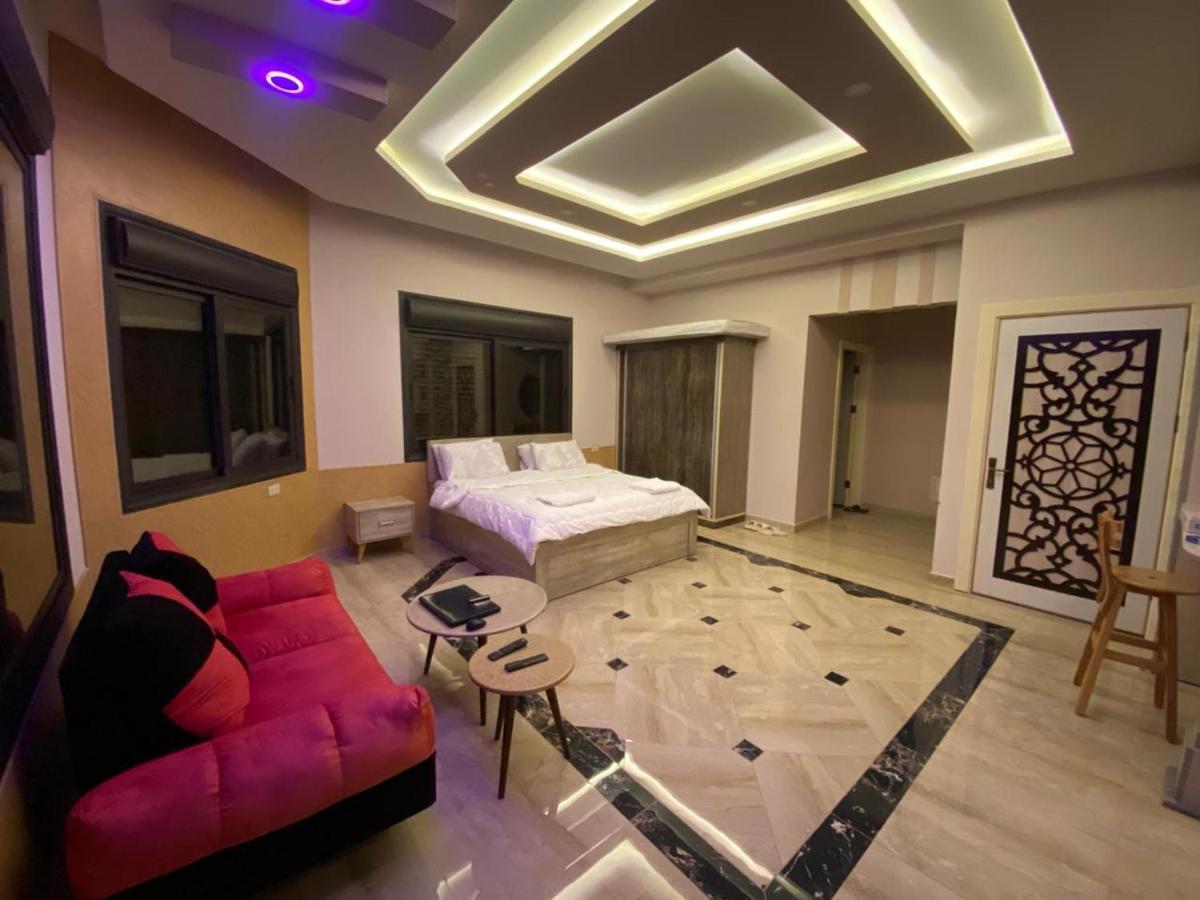 Lotus Housing For Furnished Apartments Jarash Bagian luar foto