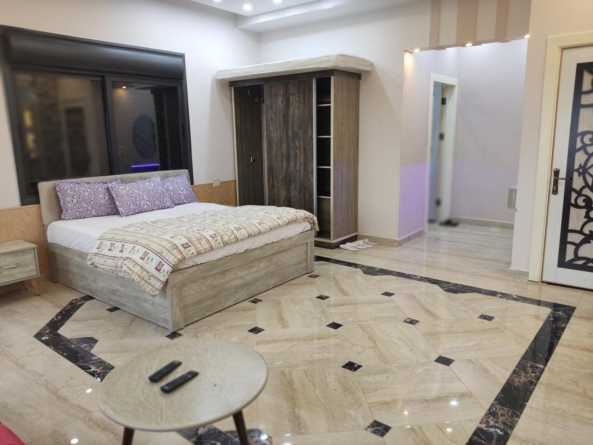 Lotus Housing For Furnished Apartments Jarash Bagian luar foto