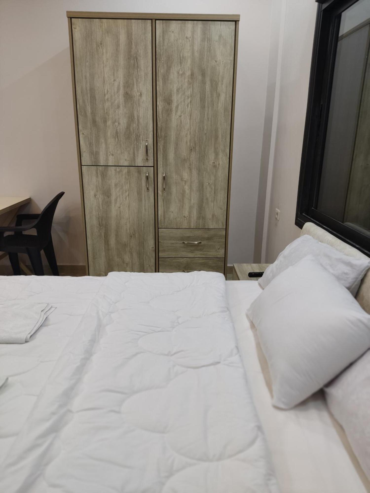 Lotus Housing For Furnished Apartments Jarash Ruang foto