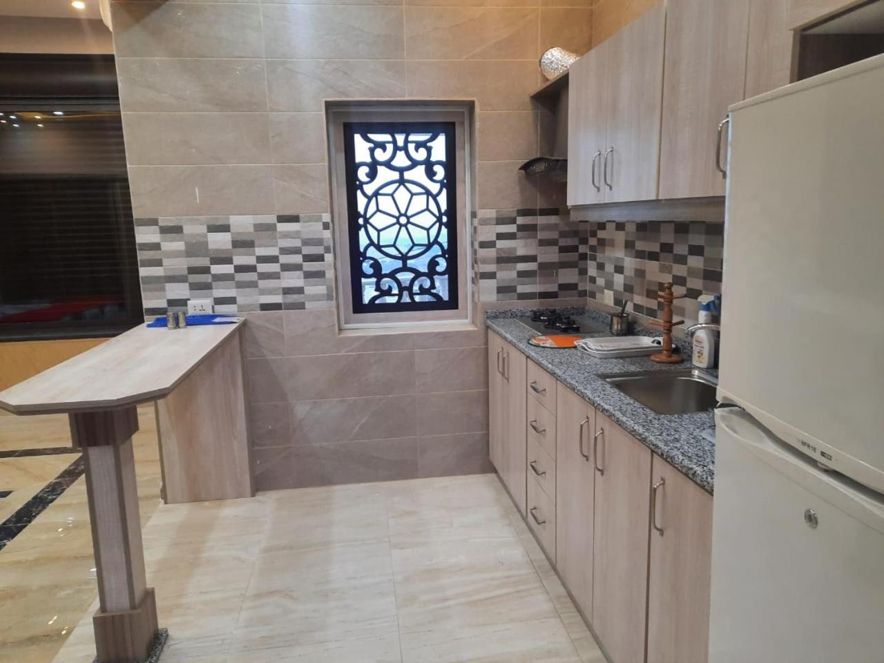 Lotus Housing For Furnished Apartments Jarash Ruang foto