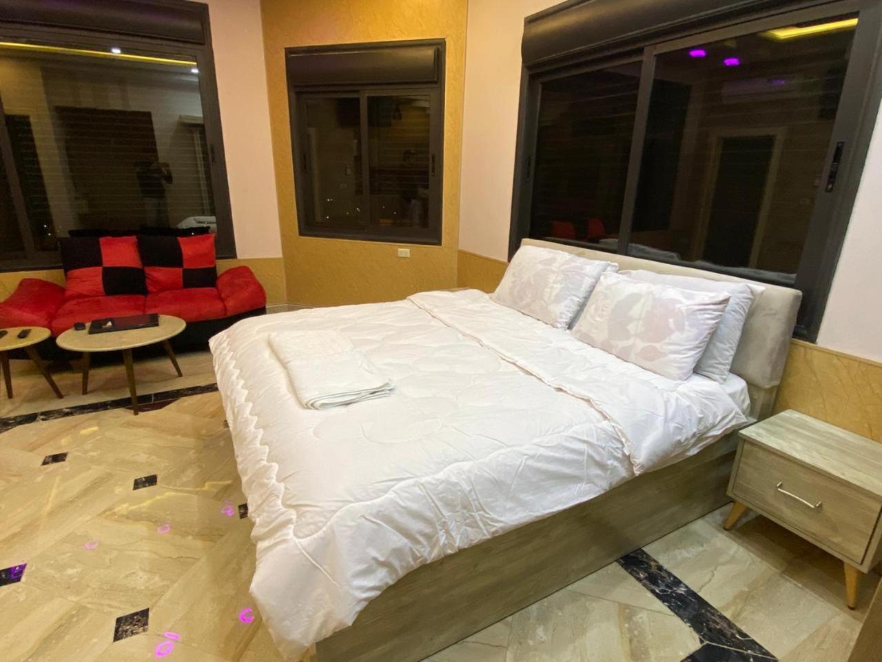 Lotus Housing For Furnished Apartments Jarash Ruang foto