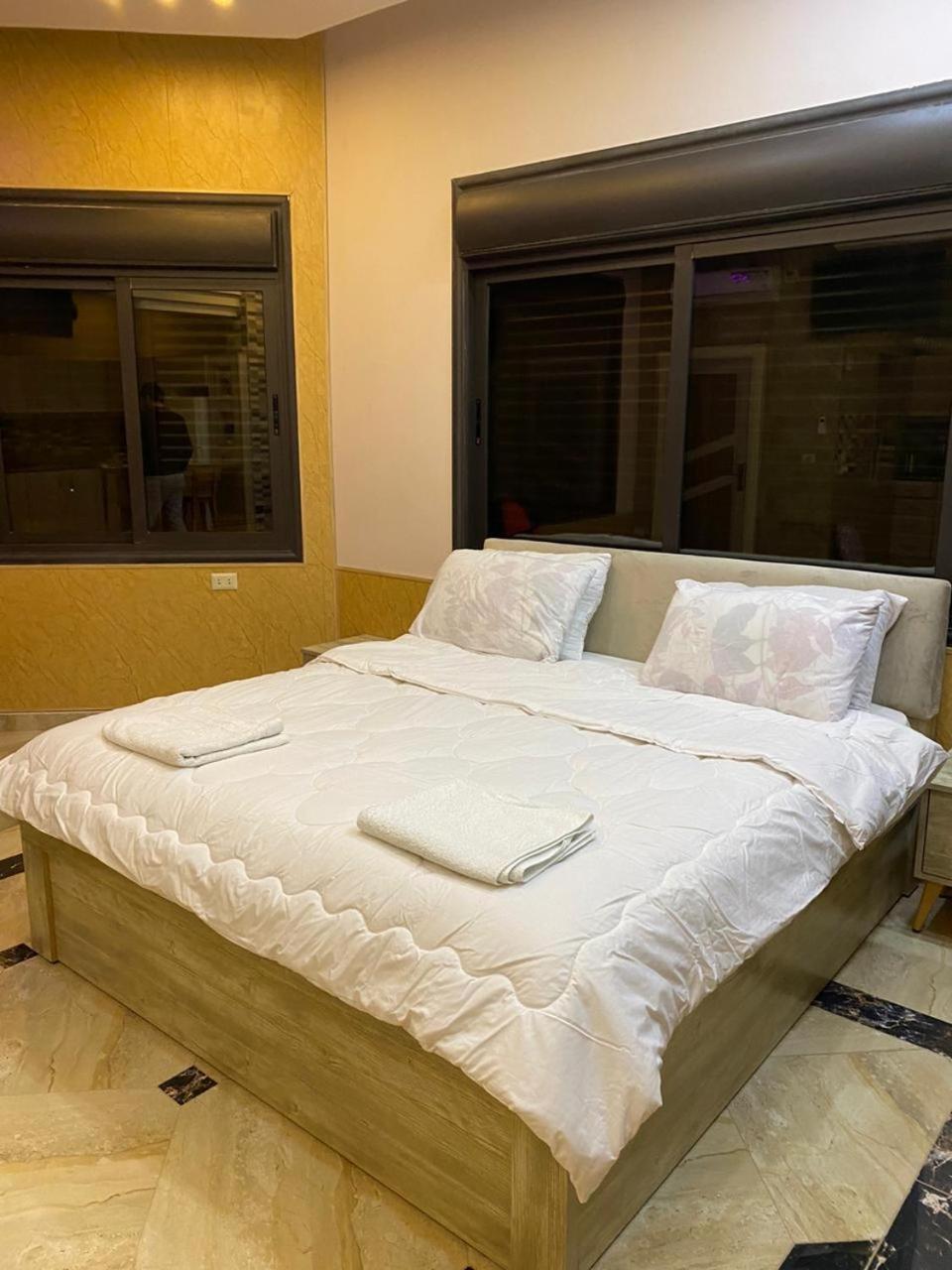 Lotus Housing For Furnished Apartments Jarash Ruang foto