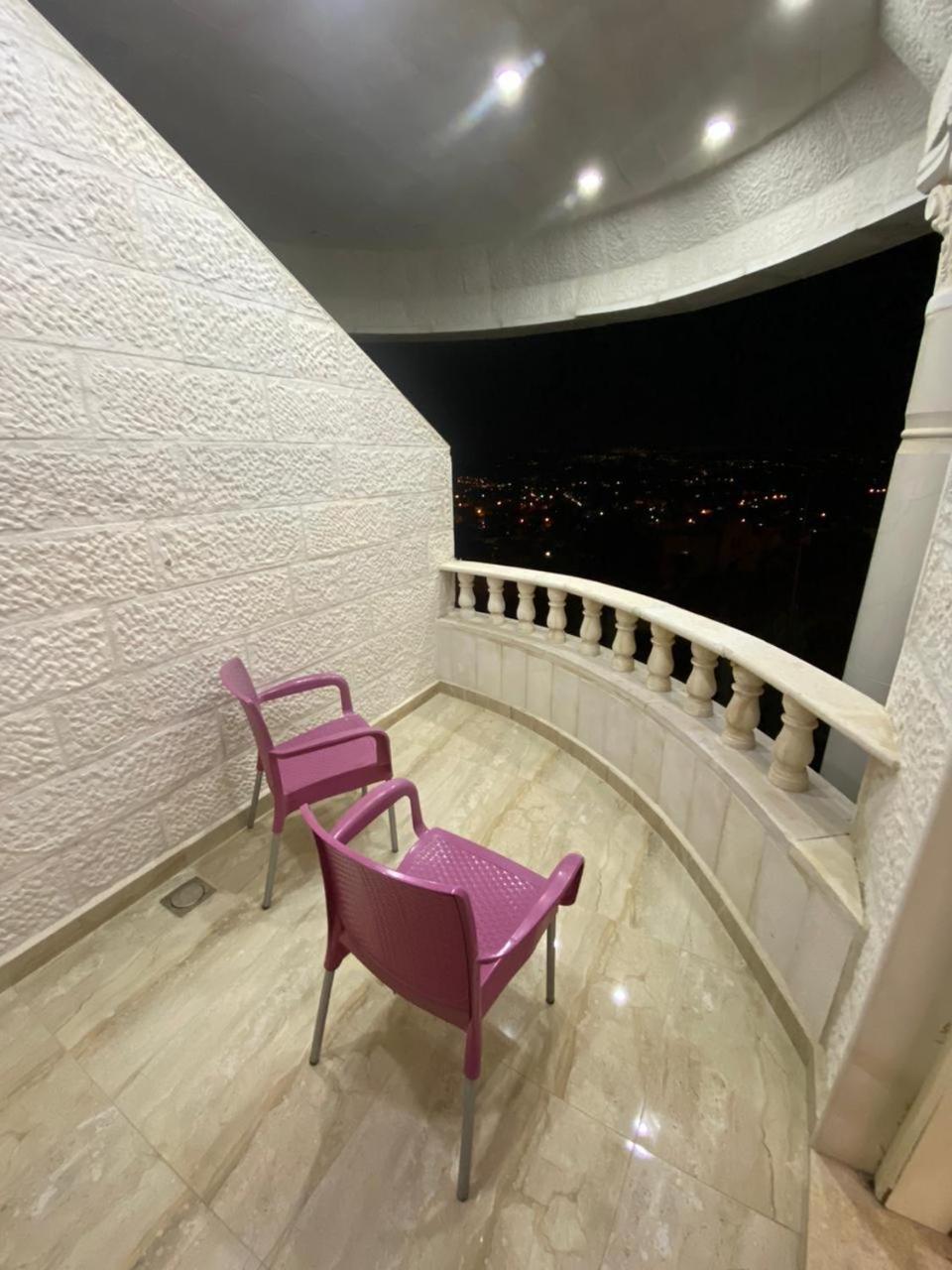 Lotus Housing For Furnished Apartments Jarash Ruang foto